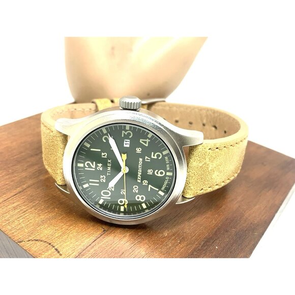 Timex Men's Watch TW4B23000 Expedition Quartz Indiglo Green Dial Leather 40mm - Picture 9 of 15